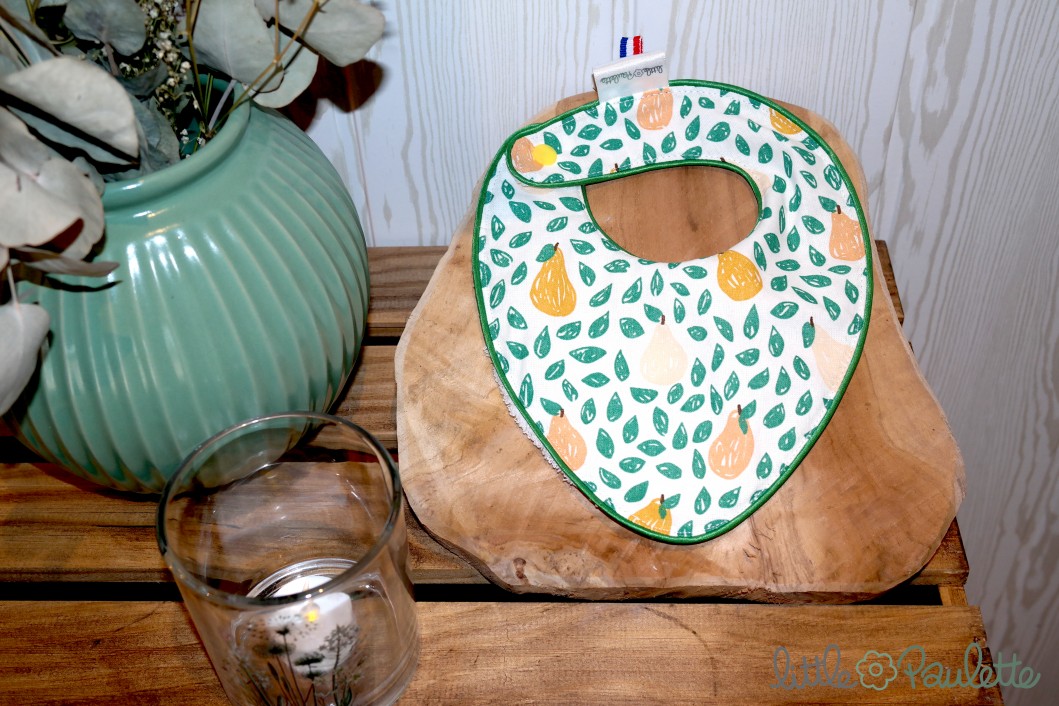 Bavoir bandana Poire