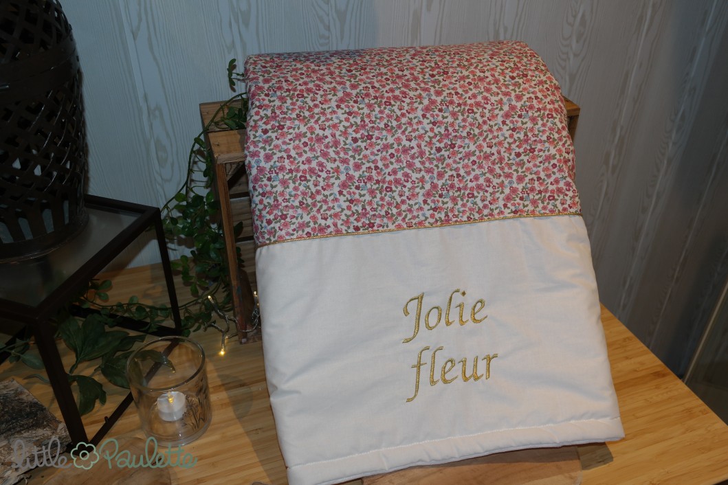 Couverture pour bébé en polaire chaude - Jolie fleur