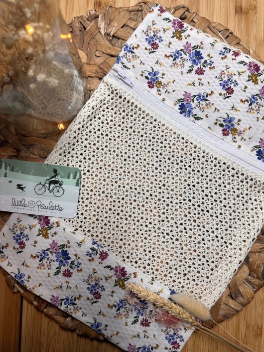 Filet pour nos carrés de cotons en éponge de bambou - Fleurs bleues